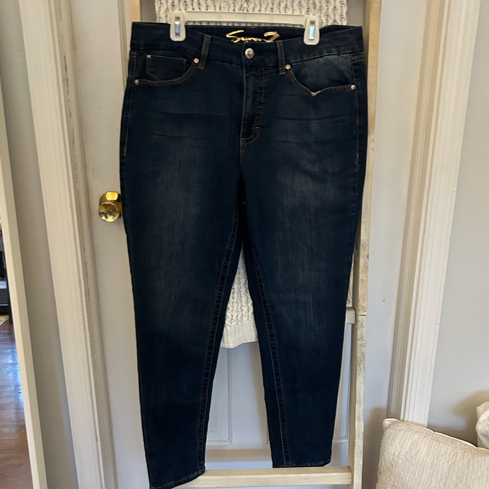 Seven7 skinny jeans